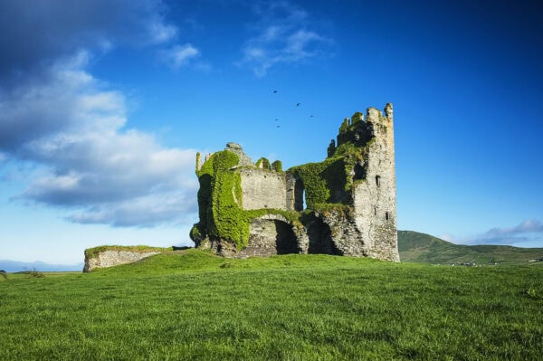 Ballycarbery Castle