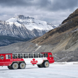 Athabasca Glacier at Columbia Icefield, Icefields Parkway in Jasper National Park, Rocky Mountains, Alberta, Canada Athabasca Glacier
