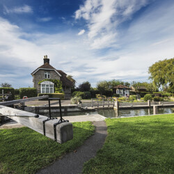 Grafton Lock at the River Thames, England Grafton Lock