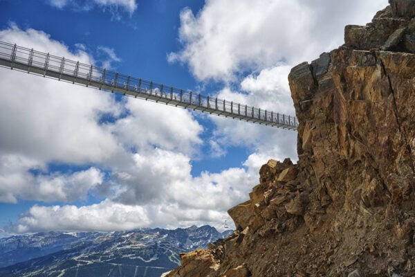 Cloudraker Skybridge