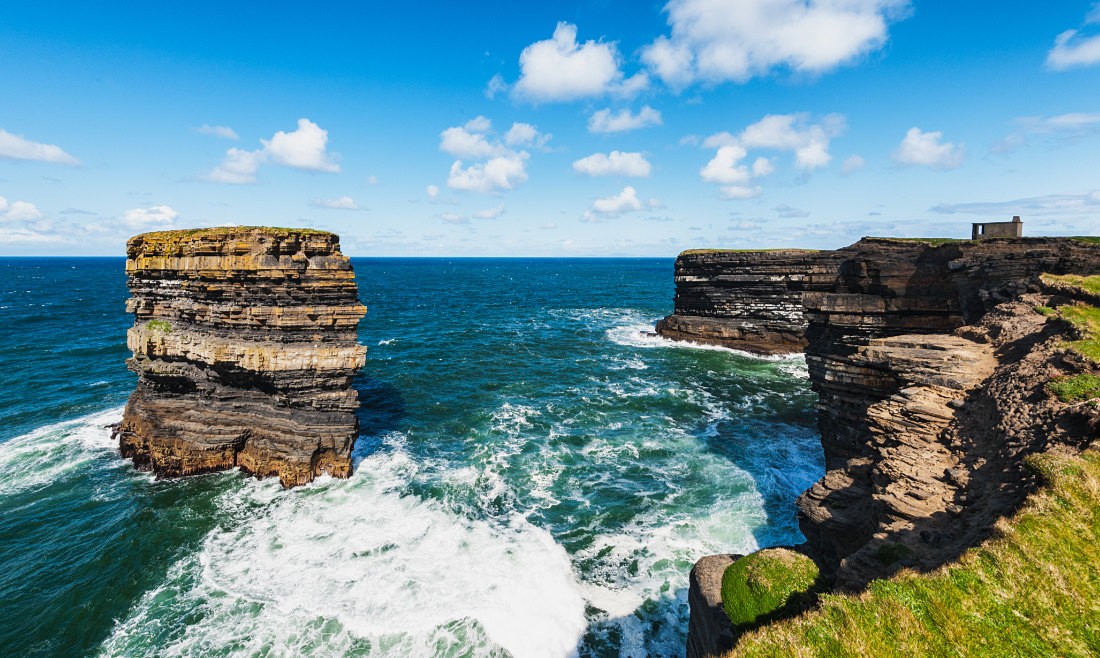 Felsnadel Dún Briste am Downpatrick Head, Co. Mayo, Irland