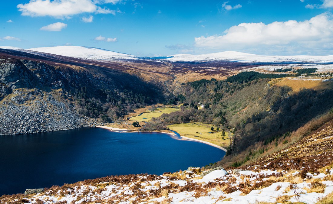Lough Tay in den Wicklow Mountains, Co. Wicklow, Irland