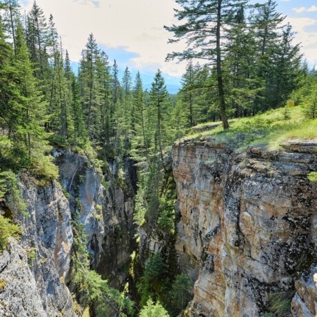 Maligne Canyon