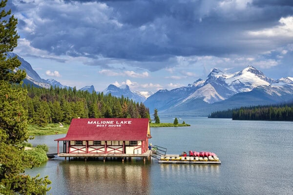 Maligne Lake