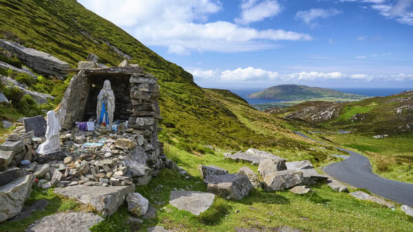 Mamore Gap