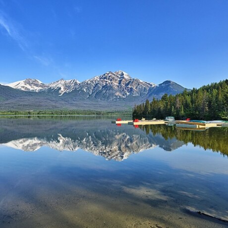 Pyramid Lake