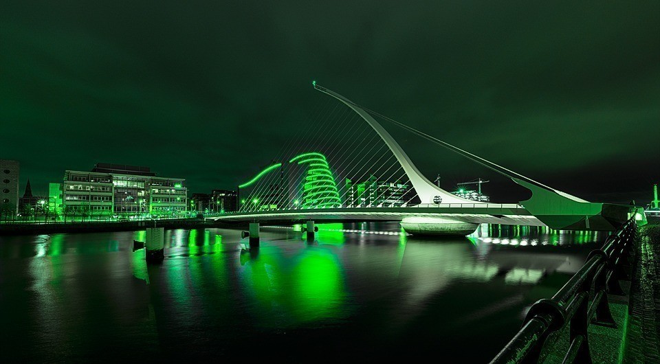 Samuel Beckett Bridge am River Liffey in Dublin, Irland
