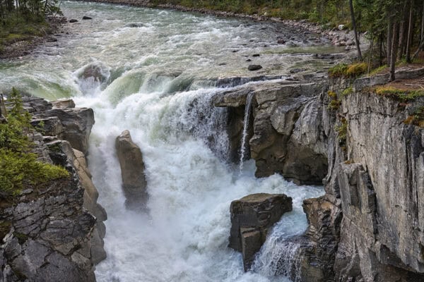 Sunwapta Falls
