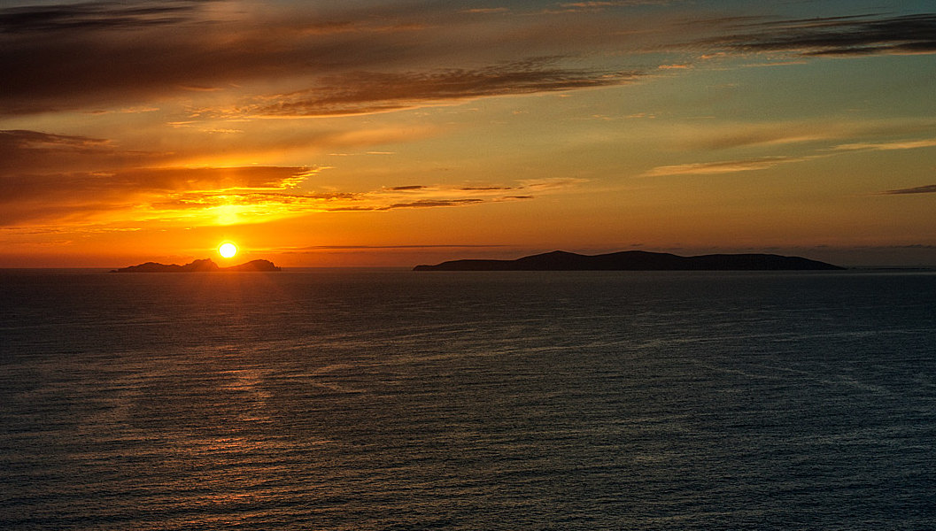 Sonnenuntergang über Blasket Islands, Co. Kerry, Irland