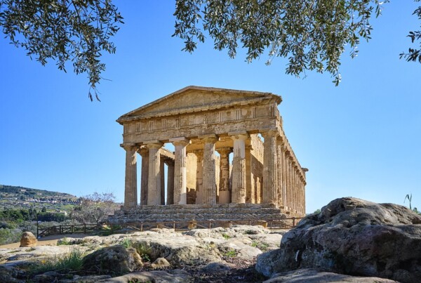 Tempio della Concordia in Valle dei Templi - Temple of Concordia in Valley of the Temples in Agrigento, Sicily, Italy